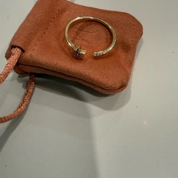 LIKE NEW MEJURI 14K YELLOW GOLD, PAVÉ NATURAL DIAMOND STAR OPEN RING 7 + 🎁 - Picture 5 of 5